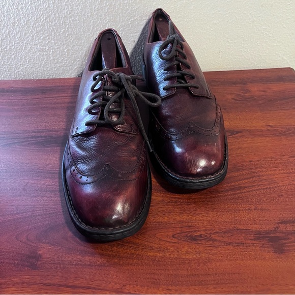 Born BOC Men 10.5 Brogue Wing Tip Oxfords Brown Distressed Leather Dress Shoes - Picture 12 of 15